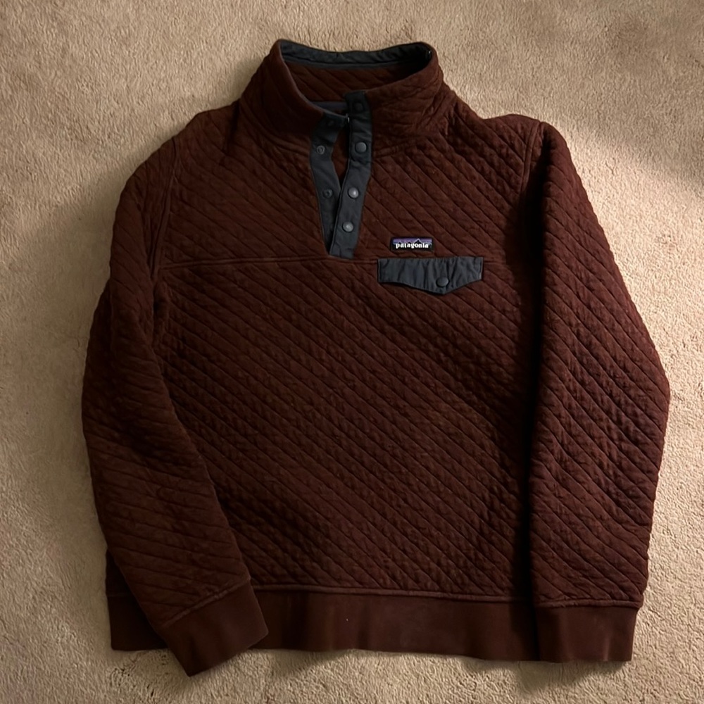 Womens Patagonia quilted Snap Tee Sweatshirt